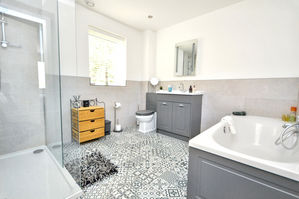 Photo 11- click for photo gallery